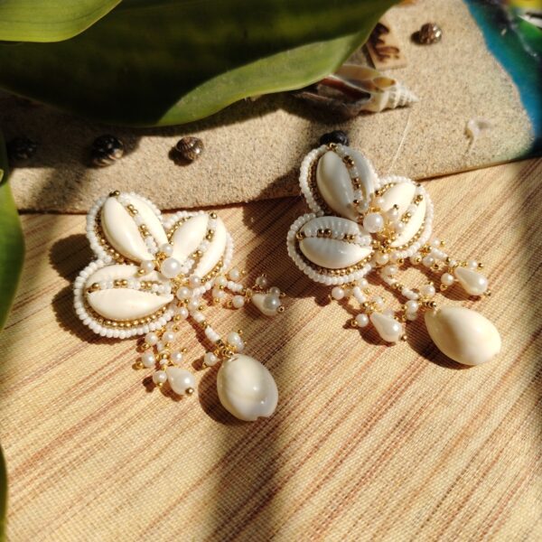 Shankhika Seashells Earrings - Image 5