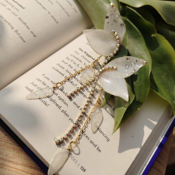 Fleura Resin Earrings - Image 5